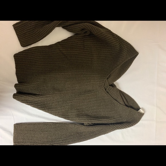 ASTR Twist Back Sweater - Picture 6 of 8